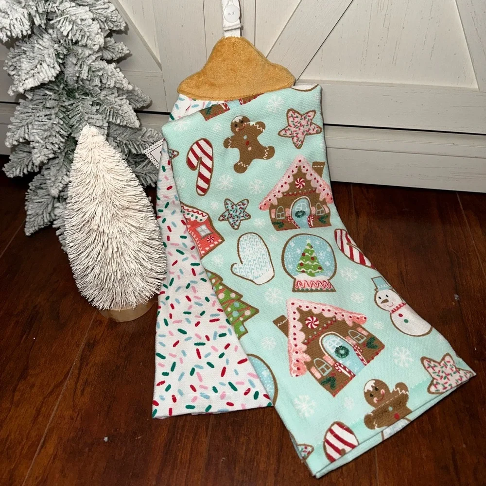 Cupcakes & Cashmere Pastel Mint Gingerbread Hanging Kitchen Towels Set of 2